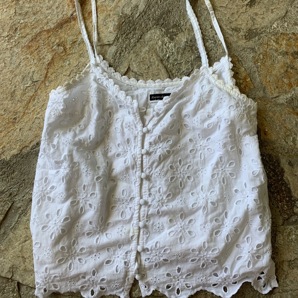 White eyelet top size small super cute not cropped